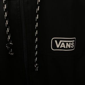 VANS jacket/windbreaker.